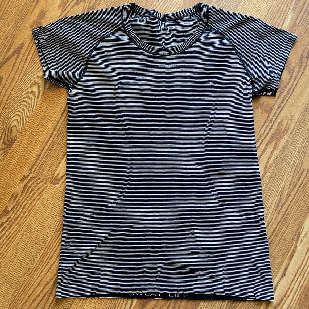 Lululemon Swiftly Short Sleeved Top, Black/White Striped, size 12